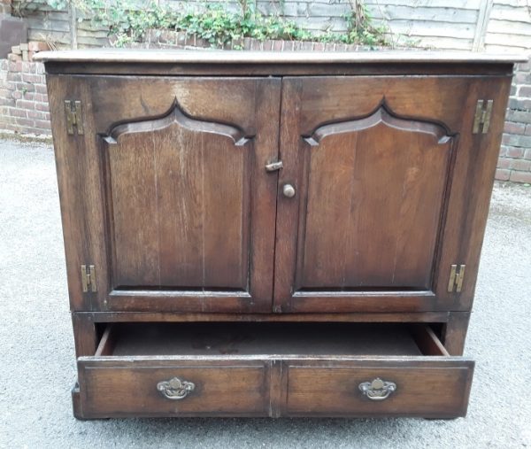 Titchmarsh and Goodwin cabinet