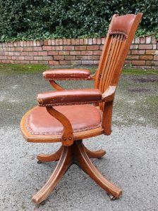 Oak swivel office chair
